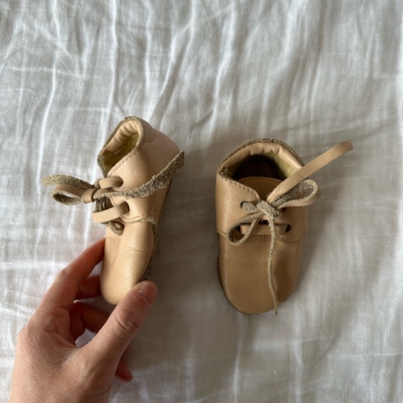 Soft Leather Baby Booties - Picture 1 of 4